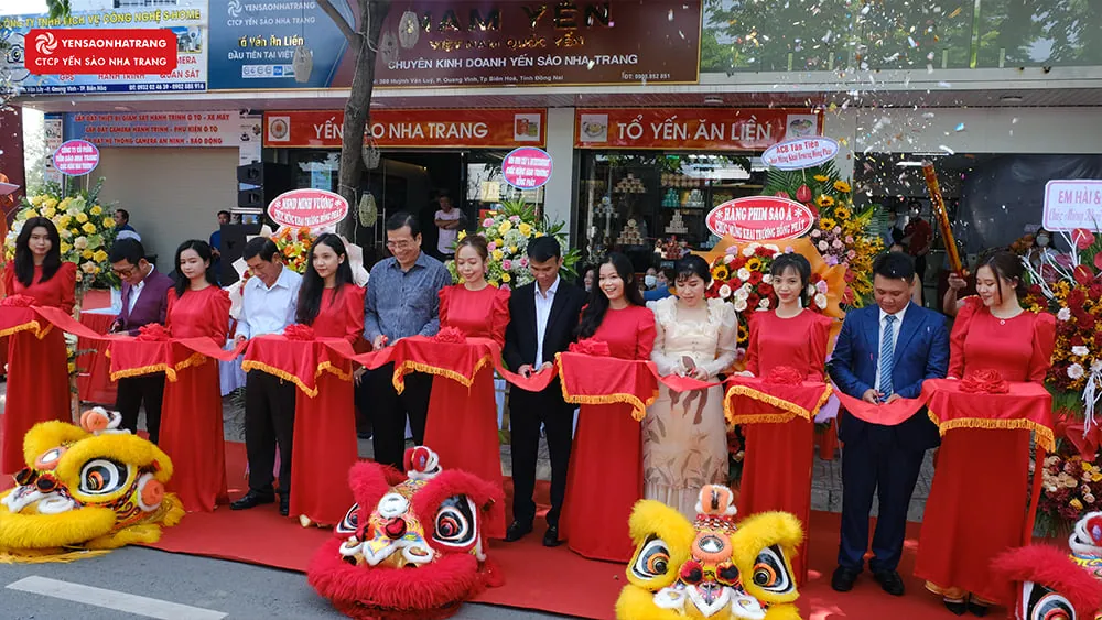 CHÚC MỪNG KHAI TRƯƠNG CỬA HÀNG CTCP YẾN SÀO NHA TRANG & ĐỐI TÁC PHÂN PHỐI NAM YẾN