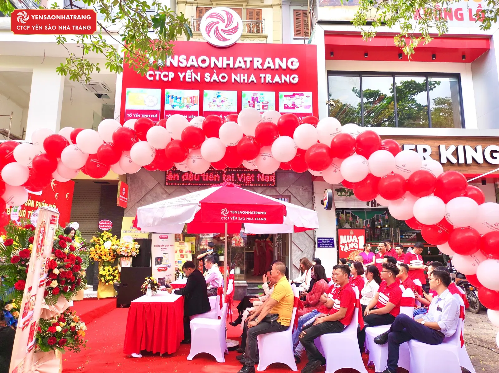 HÀ NỘI – TƯNG BỪNG LỄ RA MẮT SẢN PHẨM MỚI VÀ BỘ QUÀ TẾT NĂM 2023